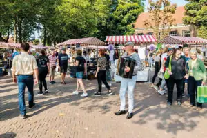 Zomereditie streekmarkt in het Oude Dorp