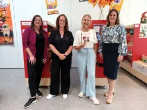 Feestelijke opening van de Bibliotheek op School bij Kindcentrum WIJ in IJsselstein